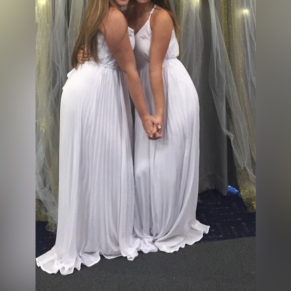 Revelry, white pleated size small maxi dress - Picture 7 of 7